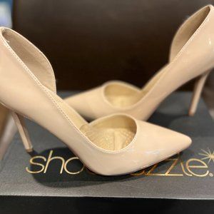 Size 7 Beige Women's Pumps with cutout